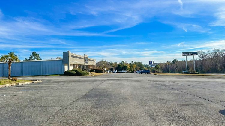 Super Inn & Suites Other