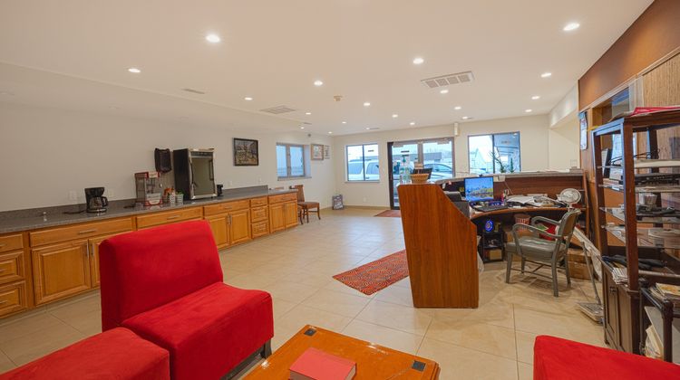 Harlan Inn and Suites by OYO Lobby