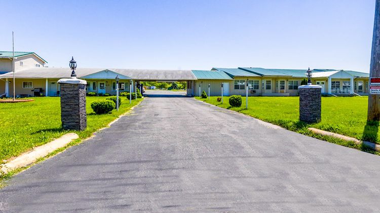 Country Hearth Inn Sturgis Michigan Exterior