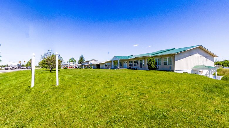 <b>Country Hearth Inn Sturgis Michigan Exterior</b>. Images powered by <a href="https://www.leonardoworldwide.com/" title="Leonardo Worldwide" target="_blank">Leonardo</a>.