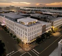 The Tremont House, Tribute Portfolio Exterior