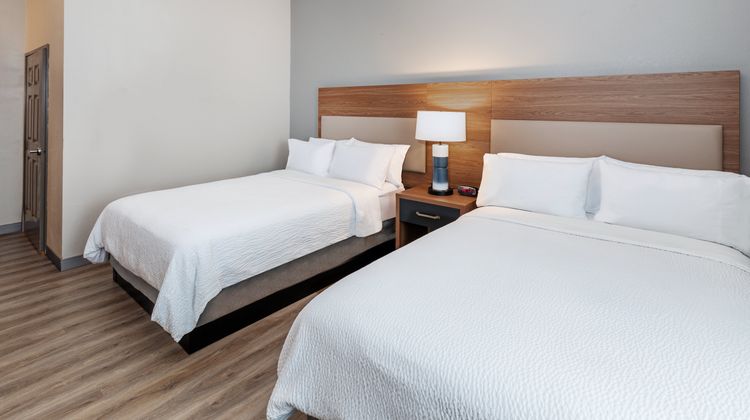 Candlewood Suites Georgetown Room