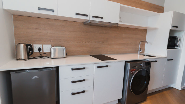 <b>Bridgewater Apartments Room</b>. Images powered by <a href="https://www.leonardoworldwide.com/" title="Leonardo Worldwide" target="_blank">Leonardo</a>.