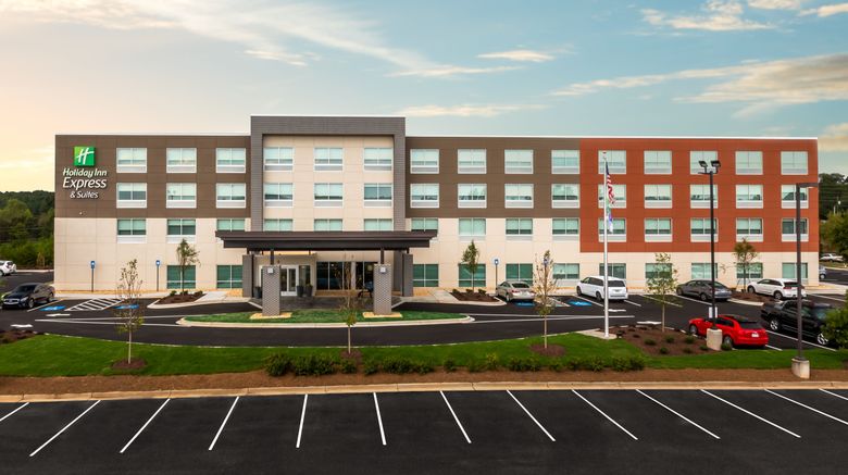<b>Holiday Inn Express & Suites Gainesville Exterior</b>. Images powered by <a href="https://www.leonardoworldwide.com/" title="Leonardo Worldwide" target="_blank">Leonardo</a>.