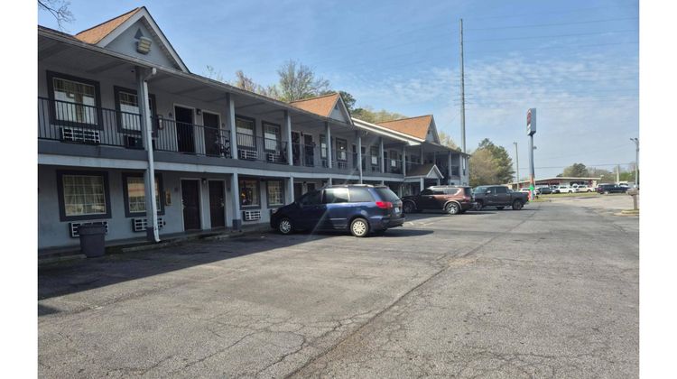 Woodberry Inn & Suites Rome Exterior