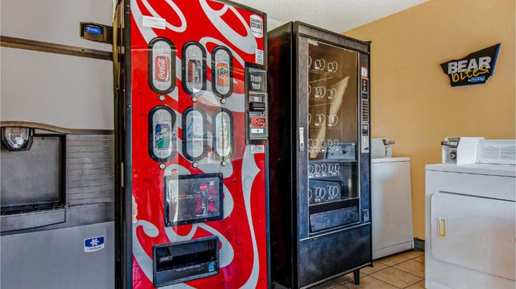 OYO Hotel Europa Ridgecrest CA - W Upjoh Other