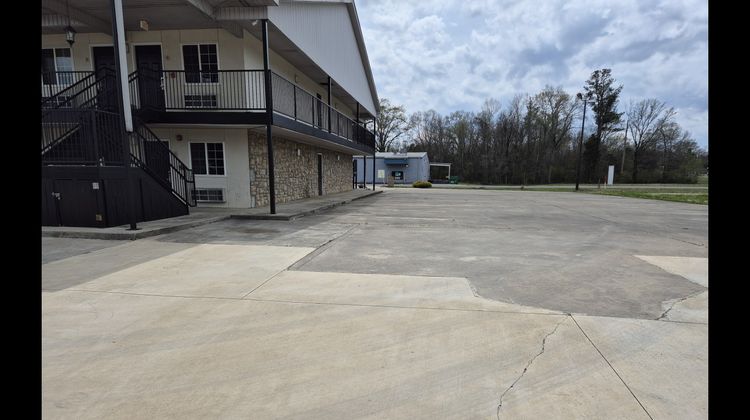 Econo Lodge Inn & Suites Other