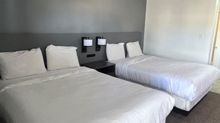 OYO Hotel Pearsall I-35 East Room