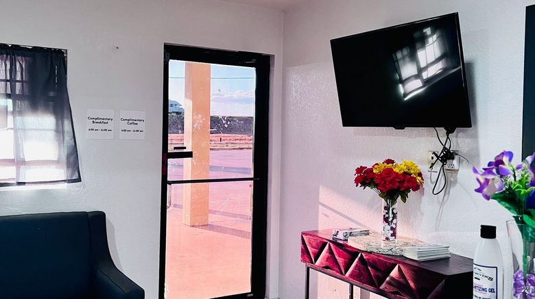 <b>OYO Hotel Pearsall I-35 East Lobby</b>. Images powered by <a href="https://www.leonardoworldwide.com/" title="Leonardo Worldwide" target="_blank">Leonardo</a>.