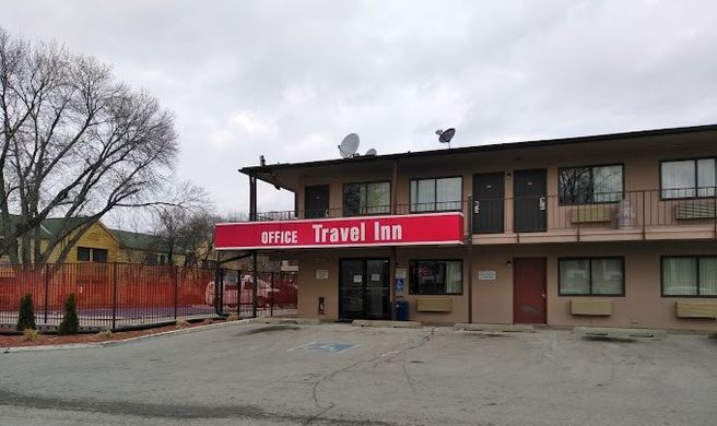 Travel Inn Omaha Exterior