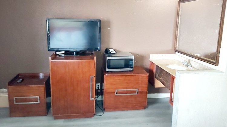 Travel Inn Omaha Room
