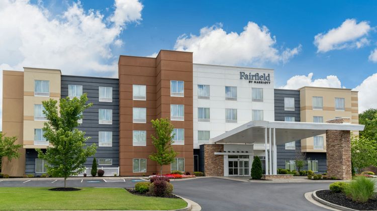 Fairfield Inn & Suites Calhoun Exterior