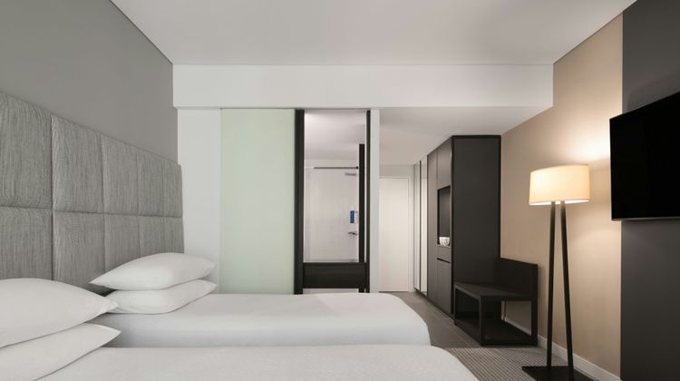 Four Points by Sheraton Brisbane Room