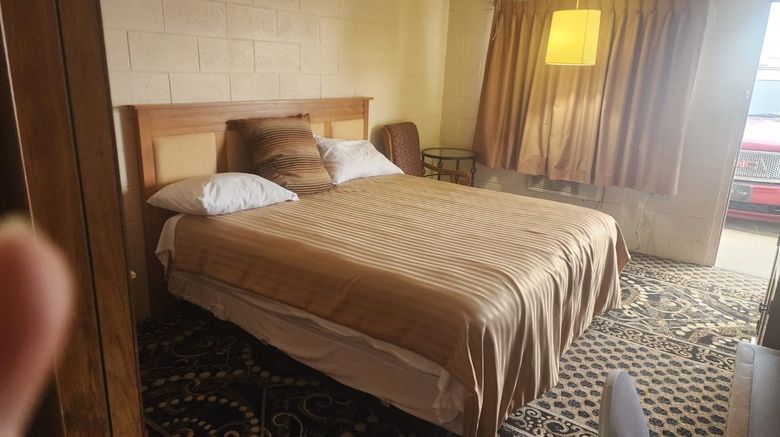 <b>Castle Rock Inn Room</b>. Images powered by <a href="https://www.leonardoworldwide.com/" title="Leonardo Worldwide" target="_blank">Leonardo</a>.