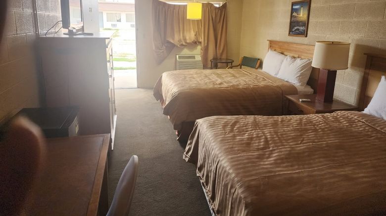 <b>Castle Rock Inn Room</b>. Images powered by <a href="https://www.leonardoworldwide.com/" title="Leonardo Worldwide" target="_blank">Leonardo</a>.
