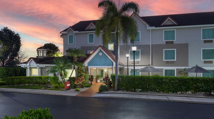 TownePlace Suites Fort Lauderdale West Exterior