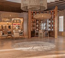 Almare, a Luxury Collection Hotel Lobby