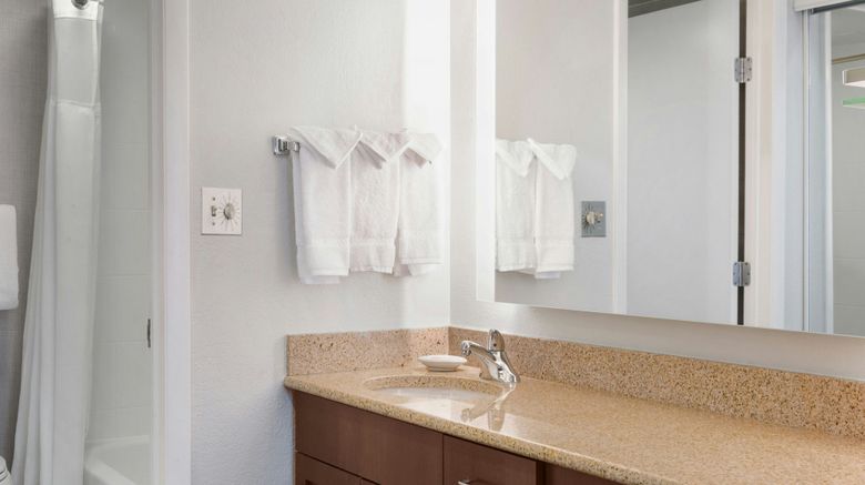 <b>Residence Inn Philadelphia Willow Grove Room</b>. Images powered by <a href="https://www.leonardoworldwide.com/" title="Leonardo Worldwide" target="_blank">Leonardo</a>.