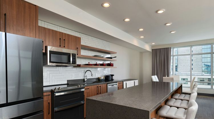 Fairfield Inn & Suites Austin Downtown Room