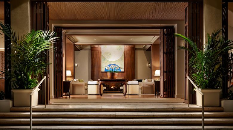 <b>Halekulani Lobby</b>. Images powered by <a href="https://www.leonardoworldwide.com/" title="Leonardo Worldwide" target="_blank">Leonardo</a>.