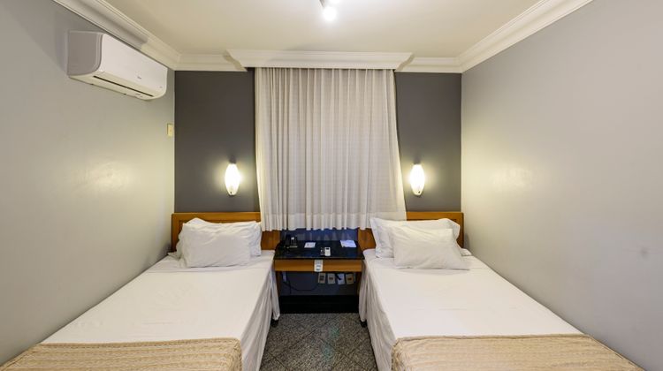 Plaza Inn Executive Suite
