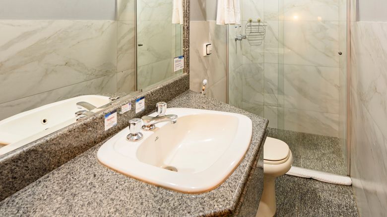 <b>Plaza Inn Executive Room</b>. Images powered by <a href="https://www.leonardoworldwide.com/" title="Leonardo Worldwide" target="_blank">Leonardo</a>.