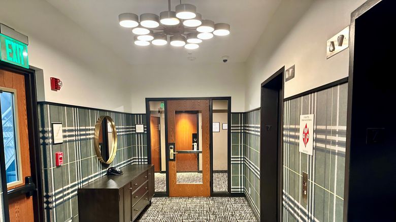 <b>Hotel Indigo Minneapolis Downtown Lobby</b>. Images powered by <a href="https://www.leonardoworldwide.com/" title="Leonardo Worldwide" target="_blank">Leonardo</a>.