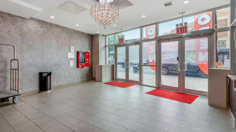<b>Red Roof Plus Brooklyn-Flatbush Avenue Lobby</b>. Images powered by <a href="https://www.leonardoworldwide.com/" title="Leonardo Worldwide" target="_blank">Leonardo</a>.