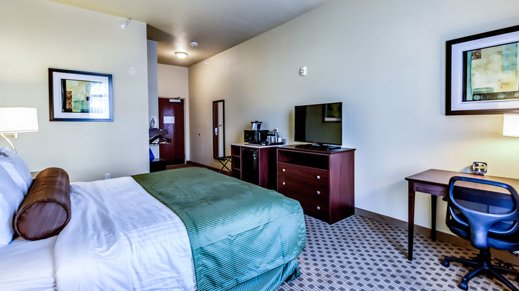 Cobblestone Inn & Suites Waverly Room