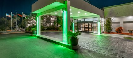 Holiday Inn Ponce & Tropical Casino Exterior