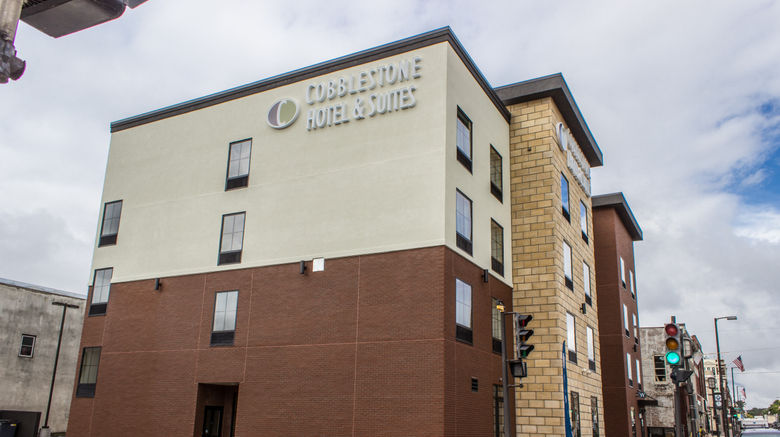 <b>Cobblestone Hotel & Suites Exterior</b>. Images powered by <a href="https://www.leonardoworldwide.com/" title="Leonardo Worldwide" target="_blank">Leonardo</a>.