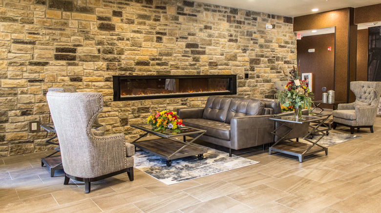<b>Cobblestone Hotel & Suites Lobby</b>. Images powered by <a href="https://www.leonardoworldwide.com/" title="Leonardo Worldwide" target="_blank">Leonardo</a>.