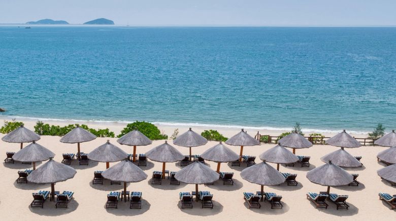 <b>The St. Regis Sanya Yalong Bay Resort Beach</b>. Images powered by <a href="https://www.leonardoworldwide.com/" title="Leonardo Worldwide" target="_blank">Leonardo</a>.
