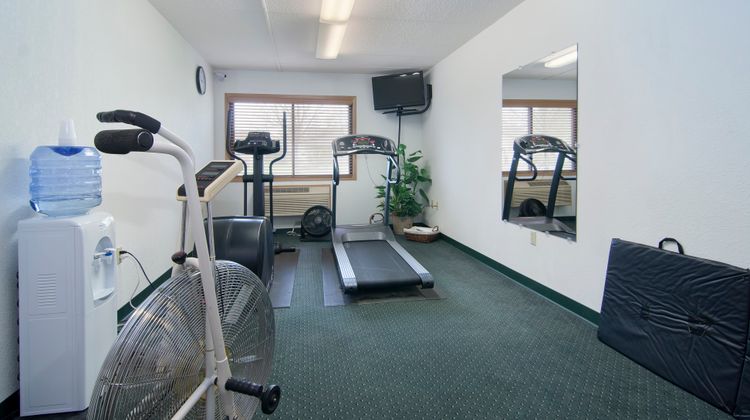Boarders Inn & Suites by Cobblestone Health Club