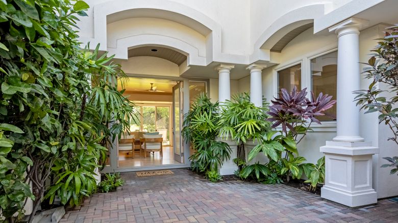 <b>The Islands at Mauna Lani Exterior</b>. Images powered by <a href="https://www.leonardoworldwide.com/" title="Leonardo Worldwide" target="_blank">Leonardo</a>.