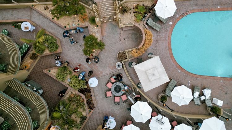 Pacific Terrace Hotel Pool