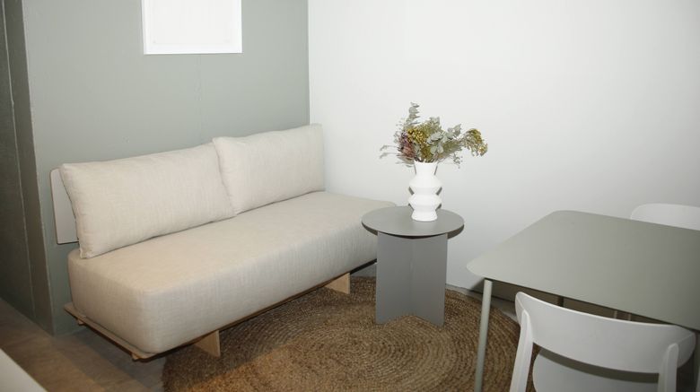 <b>BlackBrick Gardens Room</b>. Images powered by <a href="https://www.leonardoworldwide.com/" title="Leonardo Worldwide" target="_blank">Leonardo</a>.