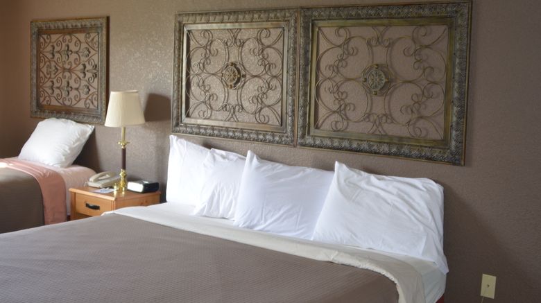 <b>Boarders Inn & Suites by Cobblestone Room</b>. Images powered by <a href="https://www.leonardoworldwide.com/" title="Leonardo Worldwide" target="_blank">Leonardo</a>.