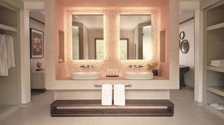 <b>Carlisle Bay Resort Room</b>. Images powered by <a href="https://www.leonardoworldwide.com/" title="Leonardo Worldwide" target="_blank">Leonardo</a>.