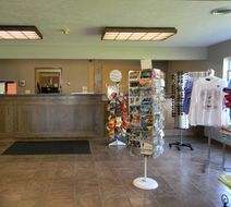 Boarders Inn & Suites by Cobblestone Lobby