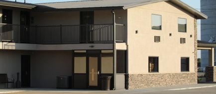 Boarders Inn & Suites by Cobblestone Exterior