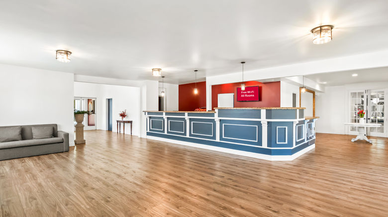 <b>HomeTowne Studios Yuba City Lobby</b>. Images powered by <a href="https://www.leonardoworldwide.com/" title="Leonardo Worldwide" target="_blank">Leonardo</a>.