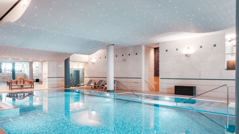 <b>Lausanne Palace & Spa Pool</b>. Images powered by <a href="https://www.leonardoworldwide.com/" title="Leonardo Worldwide" target="_blank">Leonardo</a>.