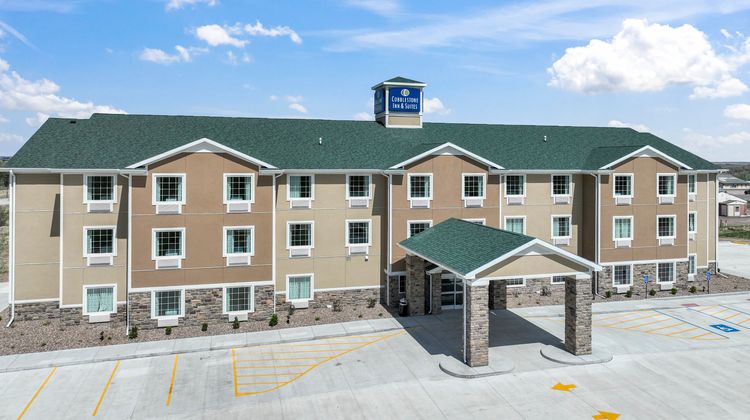 Cobblestone Inn & Suites Exterior