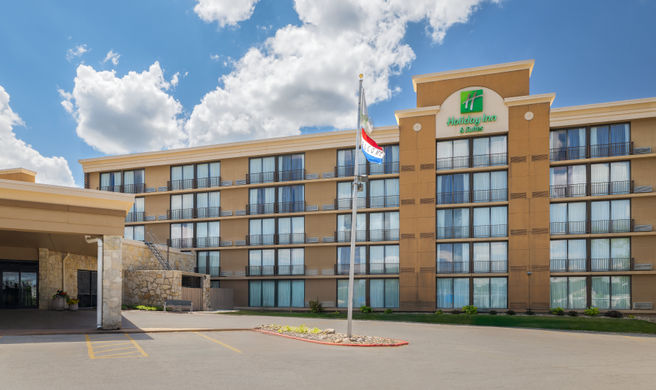 Holiday Inn Hotel & Stes, Des Moines NW Exterior