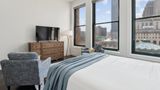 Placemakr Downtown Pittsburgh Room