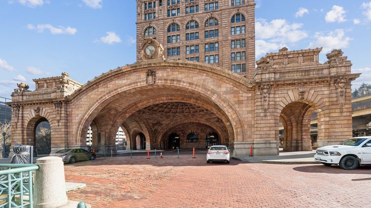 Placemakr Downtown Pittsburgh Exterior