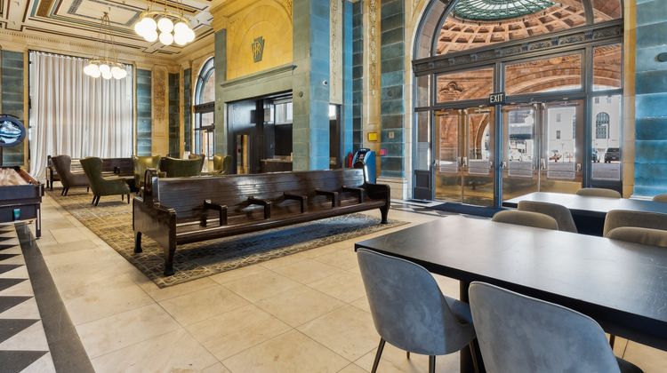Placemakr Downtown Pittsburgh Lobby