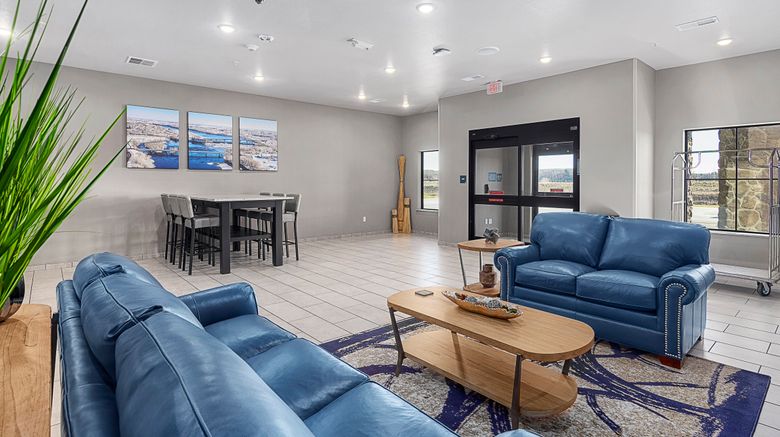 <b>Riverstone Suites by Cobblestone Hotels Lobby</b>. Images powered by <a href="https://www.leonardoworldwide.com/" title="Leonardo Worldwide" target="_blank">Leonardo</a>.