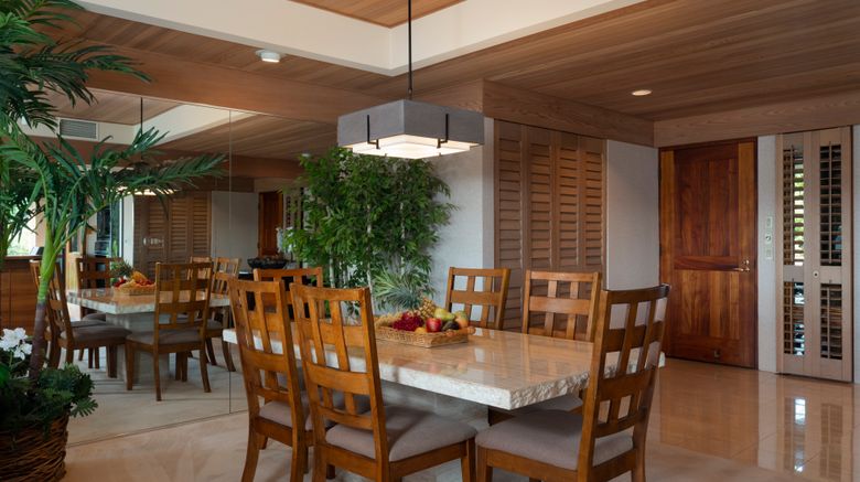 <b>Wailea Point Restaurant</b>. Images powered by <a href="https://www.leonardoworldwide.com/" title="Leonardo Worldwide" target="_blank">Leonardo</a>.
